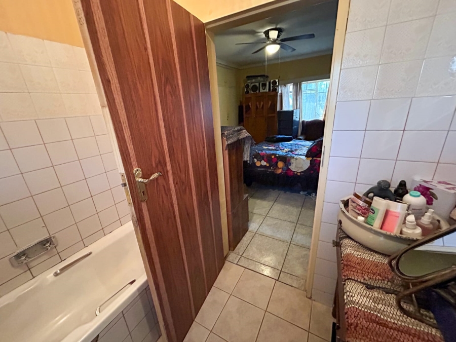 6 Bedroom Property for Sale in Brits North West
